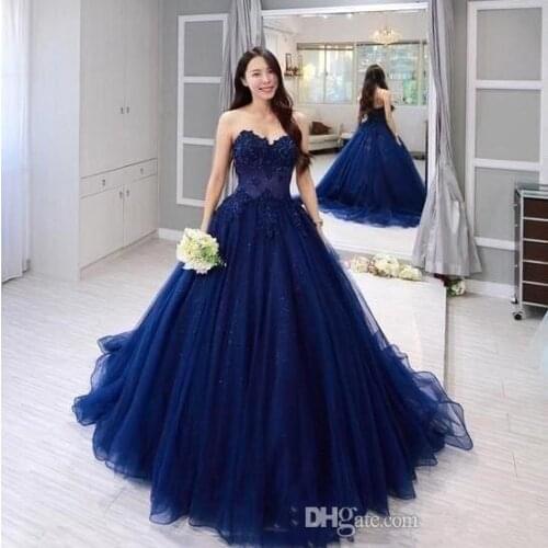 2020 Navy Blue Sweetheart Ball Gown Evening Dress Vintage New Lace Applique Prom Gowns Formal Sweet 15 Party Dresses