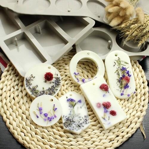 2021 New DIY Silicone Clay Aromatherapy Tablets Molds Hanging Ornaments Wax Molds Flower Soap Mold Craft Accessories Soap Mold