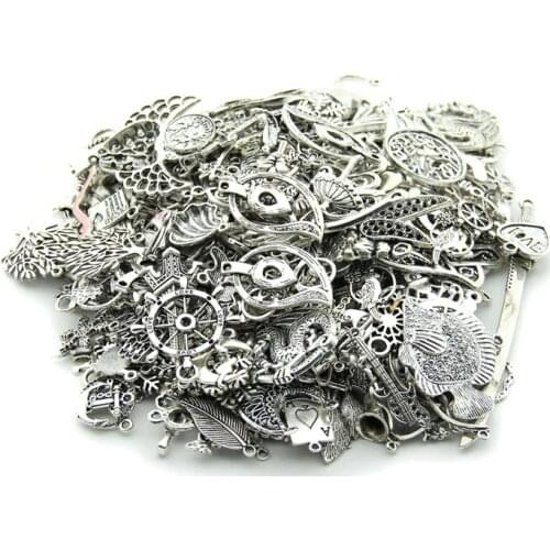 30pcs Tibetan Silver Mixed Styles Leaf Heart Key Crown Charms Pendants DIY Jewelry for Necklace Bracelet Making Accessaries