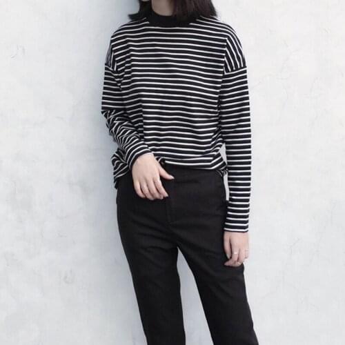 2021 Spring New Women Long Sleeve O-neck White Black Striped Casual Top T Shirt Fashion Loose Tops Tee Shirt Female