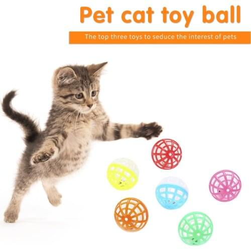 Interactive Pet Supplies Playing Chewing Throwing Hollowed Bell Toys for Cat Kitten Training Scratch Rattle Ball Random Color