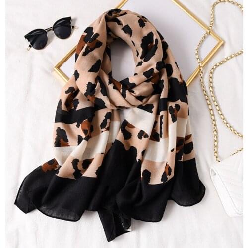 2021 Brand Women Fashion Natural Floral Scarf Autumn Winter Viscose Scarves Lady Pashmina Shawl Wraps Bandana Foulard 180*90Cm