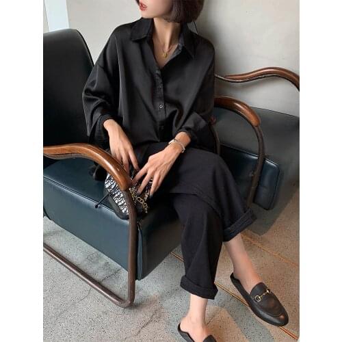Womens split autumn long sleeve loose satin black student temperament Shirts 20200521