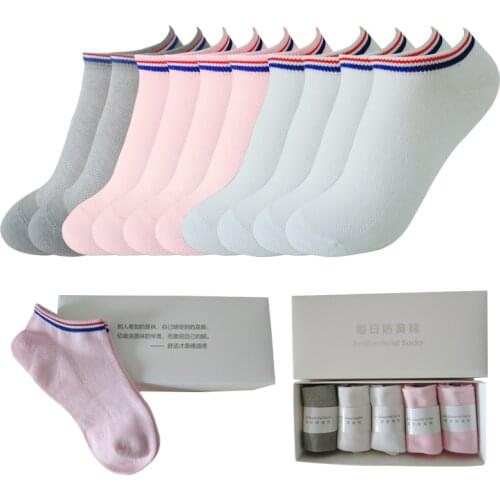 5pairs Cotton Women Short Socks Fashion Breathable Women Ankle Socks Comfortable Solid Color Casual Socks Female Street Fashions
