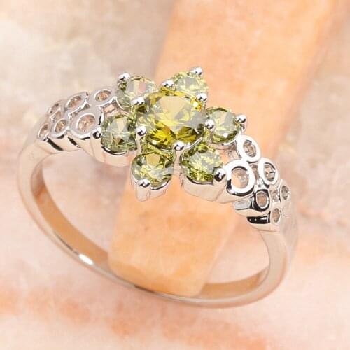 Flower Olivine Peridot 5*5mm Semi-precious Stone Silver Cool For Women Ring Q2470