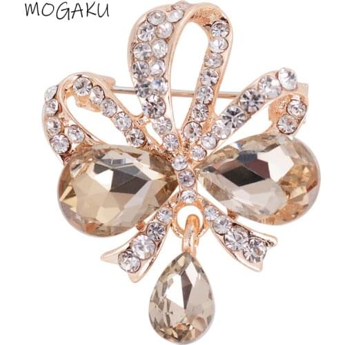 MOGAKU Elegant Water Drop Women Brooches Fashion Crystal Ladies Lapel Pins Wedding Party Flower Brooch Suit Dress Jewelry Gifts