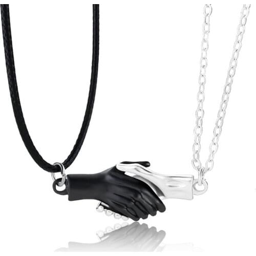 2pcs Magnetic Handshake Paired Pendant Couple Necklaces For Women Men Best Friends Trendy Handshake Necklace Fashion Jewelry