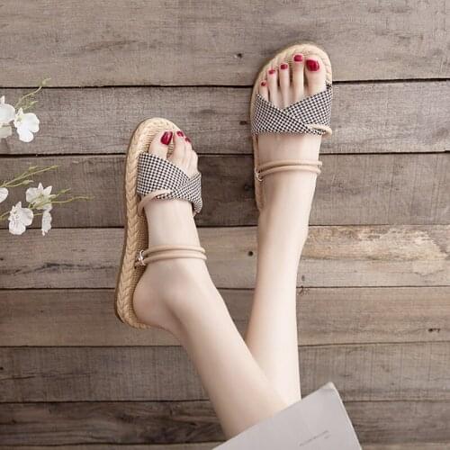 One Pair of Shoes for Two Uses Womens Sandals 2020 New Fairy Style Ins Trendy Flat Roman Style Shoes Summer Slippers Outerwear