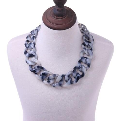 New Lepoard Color Acrylic Chunky Chain Necklace Pendants for Women Vintage Long Link Chain Collar Necklace Fashion Jewelry Gift
