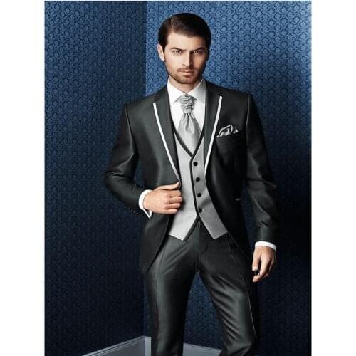 2019 New Arrival Bespoke Grey Classic Wedding Groom Suit For Men Wedding Tuxedos Groomsmen Best Man Suit (Jacket+Pants+Vest)