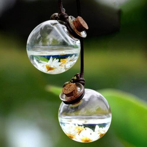 1pc Car Perfume Bottle Empty Hanging Bottle for essential Oils Perfume Pendant Ornament with Flower Air Freshener Car-styling QW