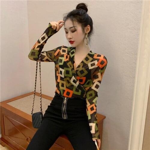 Womans Retro Elegant Sexy Slim Net Yarn Spring Print Top Crop Micro-transparent V-neck Ladies Pullover Bottoming Shirt