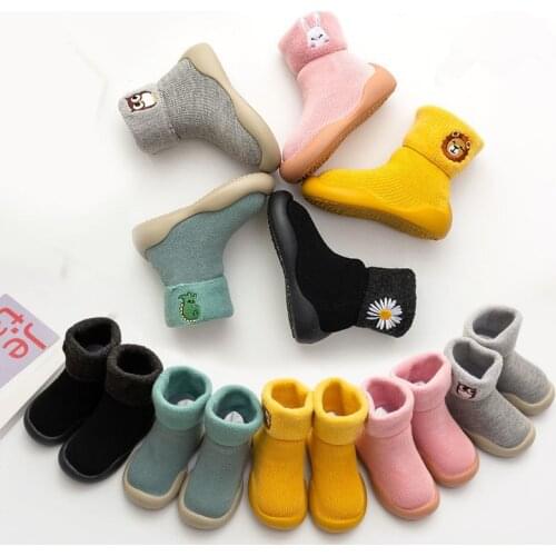 Winter New Products Childrens Sock Shoes , Lamb Wool Snow Socks Shoes Baby Embroidery Socks Toddler First Walkers