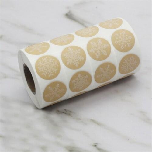 Kraft paper Christmas Stickers 4 Styles White snowflakes Holiday Sticker Lable For Gift box candy box Envelope Seal XMAS Sticker
