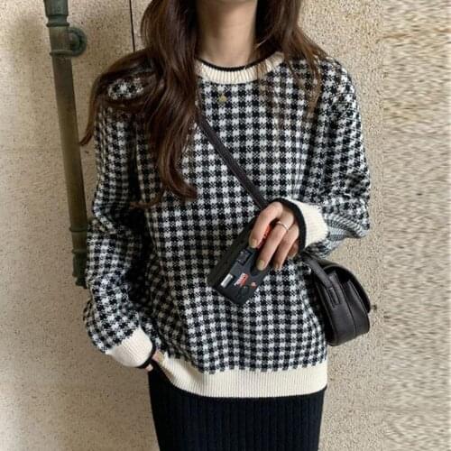Classic O-Neck Plaid Knitted Sweater Women Korean Loose Vintage Pullover Sweaters 2021 New Fall Winter Long Sleeve Female Jumper