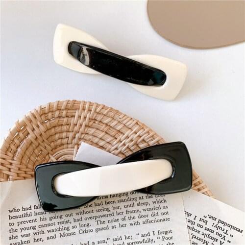 New Acrylic Hair Clip Alligator Clips Bow Barrette Korean Hair Accessories Geometric White Black Plain Color Hairpins for Women