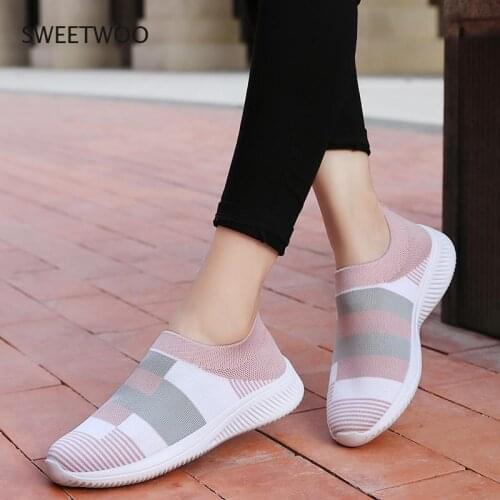 Womens Casual Shoes Woman Mesh Sneakers Women 2021 New Spring Knitted Flat Ladies Shoes Slip on Female Footwear Plus Size 35-43