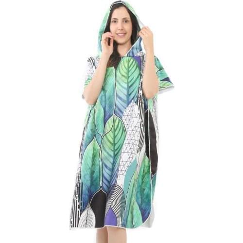 Quick Drying Hooded Beach Towel Microfiber Wetsuit Summer Holiday Changing Robe Poncho Surf Towel for Swimming Beach Lightweight