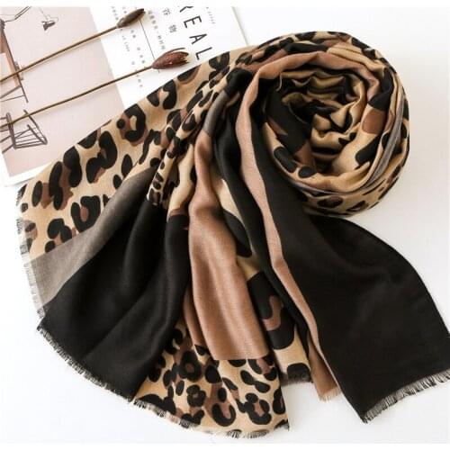 2020 Fashion Spain Luxury Brand Leopard Patchwork Viscose Shawl Scarf Print Muffler Soft Oversized Hijab Sjaal Foulards Muslim