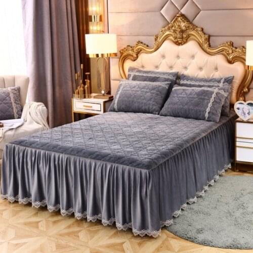 Crystal Velvet Bed Skirt Queen Thick Warm Flannel Bedspread Solid Color Plush Fitted Bed Sheet Not Including Pillowcase