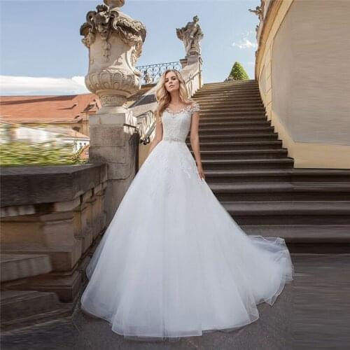 Nude Neck Short Sleeves White Wedding Dress Lace Appliques Beautiful Princess Bridal Gowns With Ribbon Waist Robe De Novia 2021