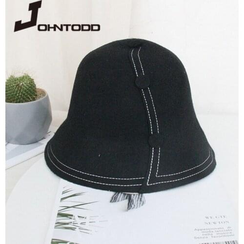 Unisex autumn and winter newsboy hat for men and women warm tweed male detective hat retro flat top hat with initials cowboy cap