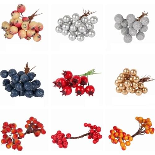 20pieces Artificial Pine Needles 8 Cm Fake Plants Branches Artificial Flowers For Christmas Tree Decorations DIY Accessories