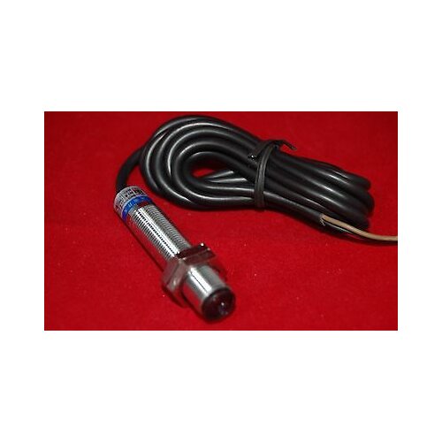 1 PC E3F1-DS5C4 Dissfuse photoelectric switch Sensor NPN NO 6-36V DC M12X1