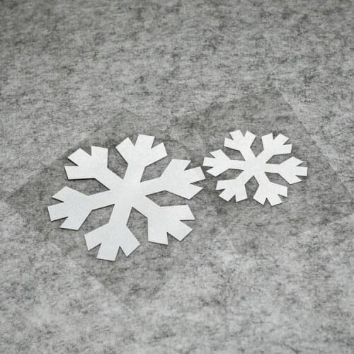 NO.S217 GalonDeco Car Sticker Snow Design Creative Car Fuel Tank Cap Decals Motorcycle Reflective Helmet Safety Reflective Sti