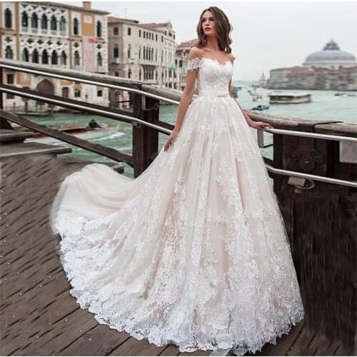 2021 Sexy Off Shoulder Short Sleeve Lace-Up Applique A-Line Simple Plain Wedding Dress Bride Gown Vestidos De Novia robe mariée