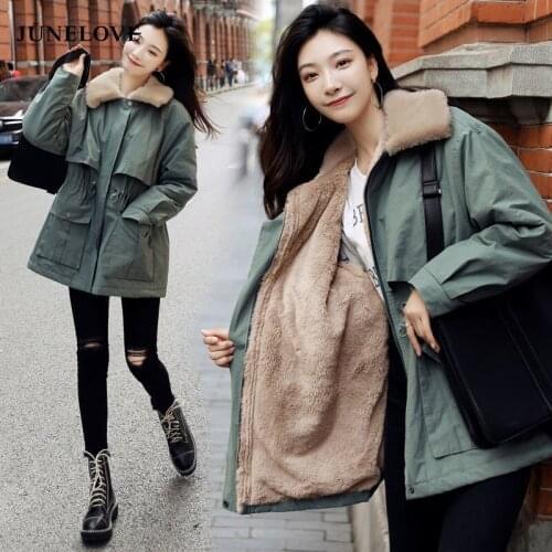 Plus Size Fleece Winter Parka Coat Womens 2021 Autumn Winter Short Cotton Jackets Female Loose Wild Windbreaker Warm Cotton Coat