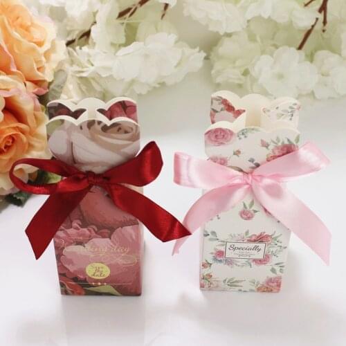 50pcs Candy Box Wedding Favors Birthday Party Anniversary Prsent Gift Case with Ribbons