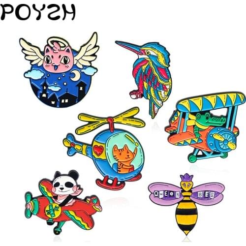 Enamel Brooch for animal Flying Games Woodpecker aircraft helicopter Glider Panda crocodile cat bee Lapel Pin Cartoon Badge