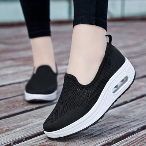 Spring Autumn Women Swing Shoes Mesh Breathable Woman Loafers Flat Platforms Female Shoe Wedges Ladies Shoes Heighten Sneakers