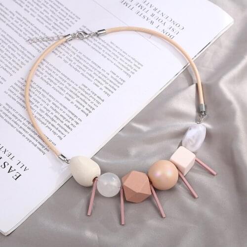 Resin Wood Necklaces Pendant Charm Delicate Women Trendy Chunky Statement Necklace Collares Boho New Fashion Jewelry Accessories