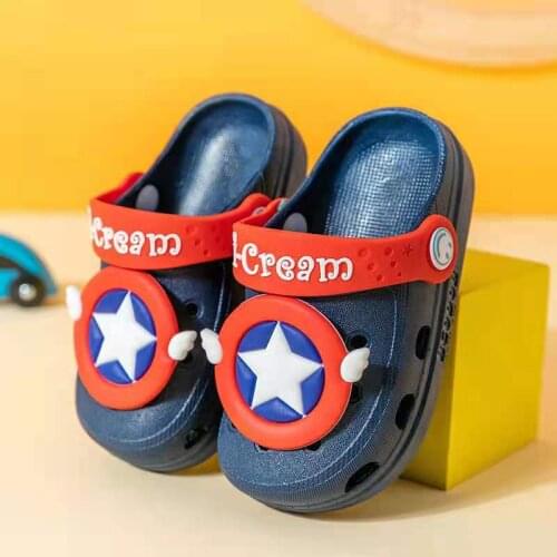 Cool Super Captain Kids Shoes Soft And Light Beach Slippers Boys Flat Heel Croc Summer Breathable Sandals Children Garden Shoes