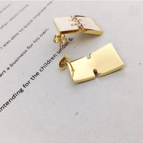 Classic Korean earring