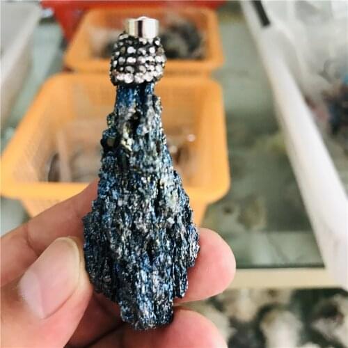 Natural quartz crystal rainbow carbonized wow pendant necklace, cure natural stone and minerals