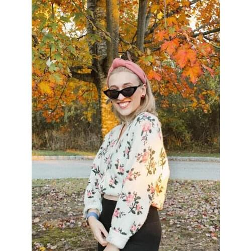 Wool Women Knitted Sweater 2021 Autumn / Winter New V Neck Long Sleeve Pattern Ladies Sweater Cardigan