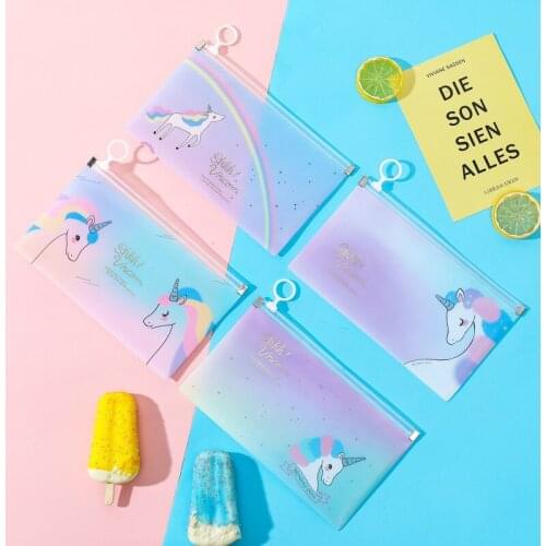 4pcs Cute Mask Storage Bag Unicorn Printed Portable Storage Face Mask Case Plastic Mask Holder With Zipper Travel Cosmetics Bags