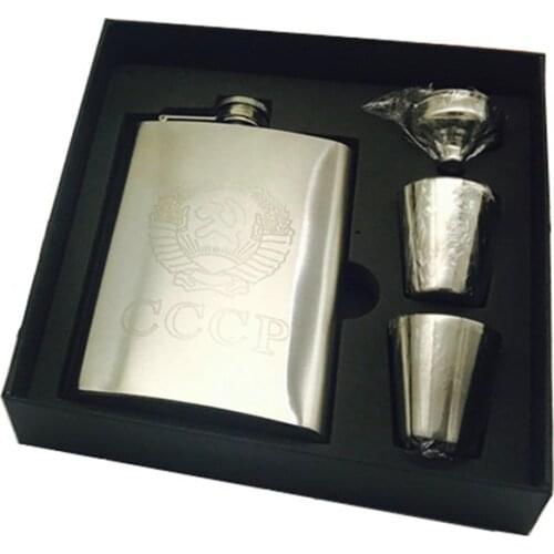 2018 New arrival bpa free 8oz whisky Imprint vodka flagon cccp Stainless steel alcohol hip flask SET gift box liquor cup