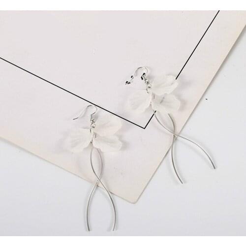 Punk 2020 Fashion New Earrings Personality Simple Eternal Petals Petal Tassel Ladies Long Earrings Wholesale Sales