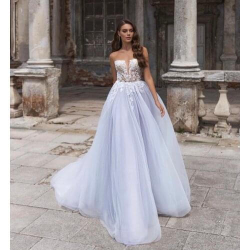 Wedding Dress A-Line Sweetheart Sleeveless Backless Lace Appliques Sequined Tulle Floor Length Sweep Train Bride Gown 2021