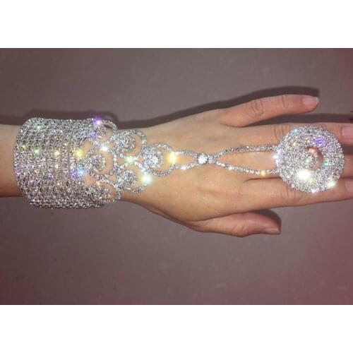 Silver Clear Crystal Rhinestone Evening Hand Chain Slave Bracelet Ring Coil Wrap Body Jewelry Decoration Wedding Bridal Bangle