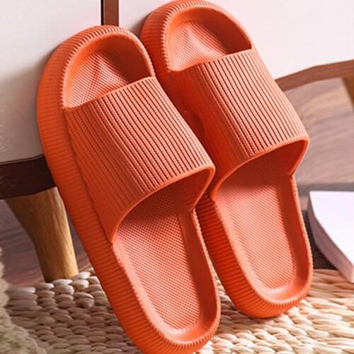 High Quality Slippers Women Men Shower Sandal Quick-drying Thickened Couple Slippers Anti-slip Soft Bath Slippers Eva Family Use
