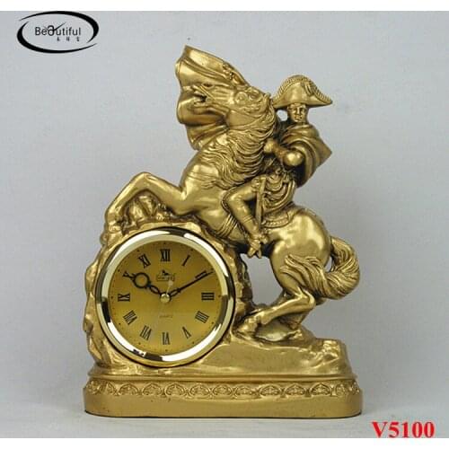 Napoleon over the Alps European retro desk clock living room ornament desk clock quartz clock creative home accessories
