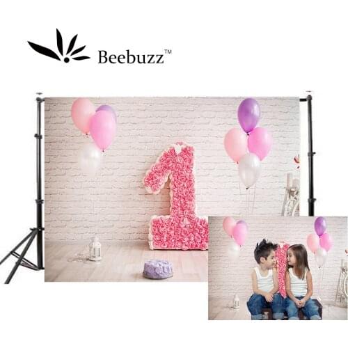 Beebuzz photo backdrop picture of childrens birthday celebration balloon photography backdrops