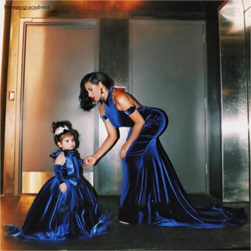 Cute Royal Blue Velvet Puffy Flower Girl Dresses High Quality Halter Backless Handmade Pretty Little Kids Pageant Gown