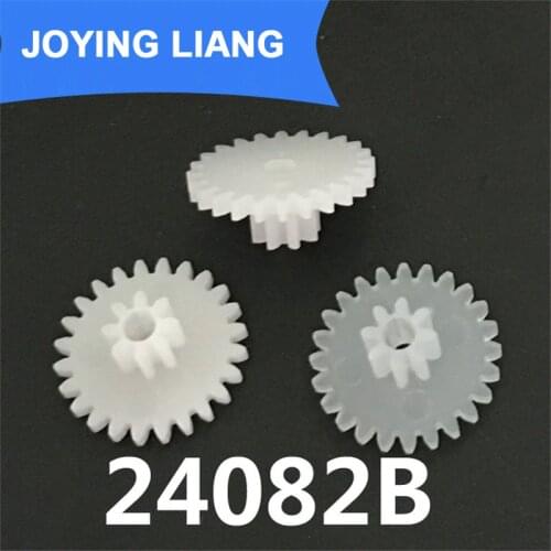 24082B 0.5M Gear 13mm Diameter 24 Teeth 8 Teeth POM Plastic Pinion Toy Parts Wheels 10pcs/lot