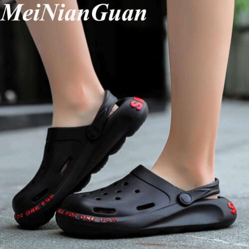 Outdoor Plus Size Man Slippers Breathable Sandals for Men Hollow Clogs Slippers Beach High Quality Fashion Mens Flip-flops CJ